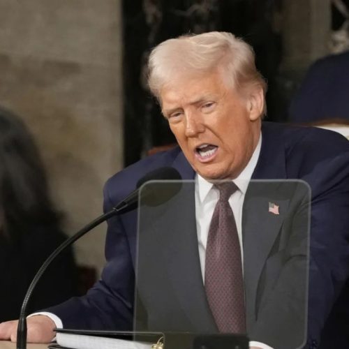 Η Γερουσία των ΗΠΑ προωθεί νομοσχέδιο για τον τερματισμό του ομοσπονδιακού lockdown