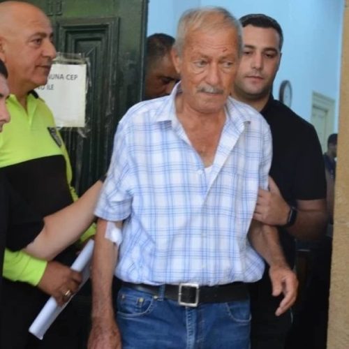 Αιματηρό ξέσπασμα στα κατεχόμενα – 80χρονος μαχαίρωσε τον αντίζηλό του