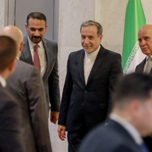 Η «στρατηγική πίεσης» των ΗΠΑ στο Ιράν αποδεικνύεται αποτυχημένη