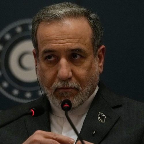 ΑΜΠΑΣ ΑΡΑΓΤΣΙ: ΔΕΝ ΘΑ ΥΠΑΡΞΕΙ Η ΠΑΡΑΜΙΚΡΗ ΑΥΤΟΣΥΓΚΡΑΤΗΣΗ, ΕΦΟΣΟΝ ΟΙ ΥΠΟΔΟΜΕΣ ΜΑΣ ΧΤΥΠΗΘΟΥΝ ΕΚ ΝΕΟΥ