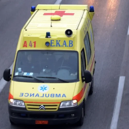 Σπάτα: ΑΥΤΟΚΙΝΗΤΟ ΠΑΡΕΣΥΡΕ ΚΑΙ ΣΚΟΤΩΣΕ 3χρονο αγοράκι