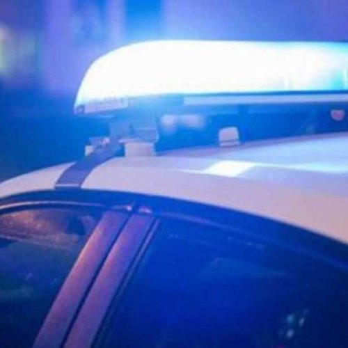 Γιαννιτσά: «Μαϊμού» λογιστής επιχείρησε να διαφύγει με επικίνδυνους ελιγμούς και έπεσε σε τρία σταθμευμένα οχήματα