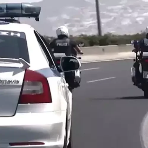 “ΑΓΡΙΑ ΚΑΤΑΔΙΩΞΗ” – Μεθυσμένος οδηγός έκανε επικίνδυνους ελιγμούς – Περνούσε με “ΚΟΚΚΙΝΑ”