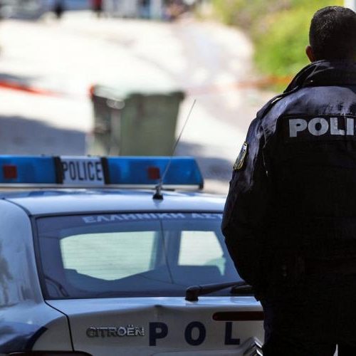 Εισέβαλε με μαχαίρι στο σπίτι γυναίκας ΑμεΑ – Τον βρήκαν να «κοιμάται»