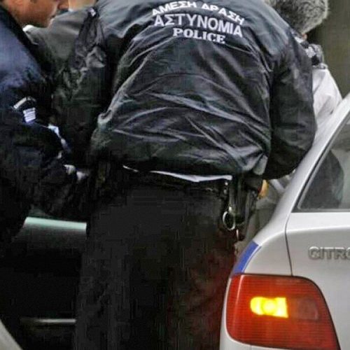 “ΔΙΑΣΤΡΟΦΗ” – ΔΡΑΠΕΤΗΣ “πιάστηκε” με σακούλες γεμάτες πορνογραφικό υλικό ανηλίκων