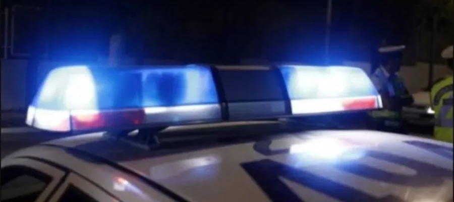 Τραγωδία στα Άνω Λιόσια: Νεκρή 17χρονη σε τροχαίο – Το ΙΧ «καβάλησε» το πεζοδρόμιο και έπεσε σε κολώνα
