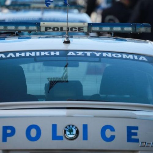 Θεσσαλονίκη: 61χρονος παρέσυρε δικαστικό επιμελητή με το αυτοκίνητο για να μην συλληφθεί