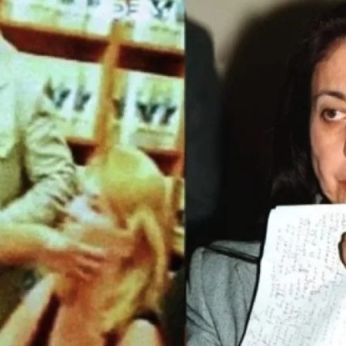 Πέθανε η Αναστασία Αθήνη, η γυναίκα που χαστούκισε μπροστά στις κάμερες τη Δήμητρα Λιάνη το 1997 Η Αθήνη έφυγε από τη ζωή σε ηλικία 77 ετών, η κηδεία της θα γίνει την Κυριακή στο Μοναστηράκι Βόνιτσας – Το επεισόδιο με τη Λιάνη που έμεινε στην ιστορία Πέθανε η Αναστασία Αθήνη, η γυναίκα που χαστούκισε μπροστά στις κάμερες τη Δήμητρα Λιάνη το 1997 Takeaways by Protothema AI Η Αναστασία Αθηνή, γνωστή για το χαστούκι που έδωσε στη Δήμητρα Λιάνη το 1997, απεβίωσε σε ηλικία 77 ετών. Το περιστατικό συνέβη κατά τη διάρκεια εκδήλωσης στη Στοά του Βιβλίου, όπου η Αθηνή χαστούκισε τη Λιάνη μπροστά στις κάμερες. Η Αθηνή καταδικάστηκε σε επτά μήνες φυλάκιση το 1999, αλλά η δίωξη έπαυσε και της επιβλήθηκε υπηρεσιακή ποινή. Μετά το περιστατικό, η Αθηνή επιχείρησε να ασχοληθεί με την πολιτική, κατεβαίνοντας σε αυτοδιοικητικές εκλογές και ως υποψήφια με το ΛΑ.Ο.Σ., χωρίς επιτυχία. Η εξόδιος ακολουθία θα τελεστεί την Κυριακή στις 11:00 στον Ιερό Ναό Αγίου Ιωάννη στο Μοναστηράκι Βόνιτσας. Έφυγε από τη ζωή σε ηλικία 77 ετών, η Αναστασία Αθηνή, η οποία έγινε γνωστή το 1997, όταν χαστούκισε μπροστά στις κάμερες τη Δήμητρα Λιάνη σε εκδήλωση στη Στοά του Βιβλίου.  Η εξόδιος ακολουθία θα γίνει στο Μοναστηράκι της Βόνιτσας την Κυριακή στις 11:00 το πρωί, στον Ιερό Ναό Αγίου Ιωάννη.  Το επεισόδιο που έμεινε στην ιστορία  Το επεισόδιο σημειώθηκε στις 10 Οκτωβρίου 1997, κατά τη διάρκεια δημόσιας εκδήλωσης στη Στοά του Βιβλίου. Η Νατάσα Αθήνη – Τσούνη, όπως ήταν το πλήρες όνομά της, περίμενε υπομονετικά στην ουρά μέχρι να πλησιάσει τη Δήμητρα Λιάνη και να της δώσει ένα χαστούκι, σοκάροντας το κοινό και τα μέσα ενημέρωσης.  Η Αθήνη χαστουκίζει την Δήμητρα Παπανδρέου Λιάνη   Η ίδια φέρεται να είπε πριν την πράξη της ότι δεν καταδέχεται να παραλάβει το βιβλίο, ενώ το περιστατικό καταγράφηκε από τηλεοπτικές κάμερες και έκανε τον γύρο της χώρας.  Μετά το επεισόδιο, απομακρύνθηκε από άνδρες της ασφάλειας και οδηγήθηκε στο υπόγειο του βιβλιοπωλείου μέχρι να φτάσει περιπολικό για να την παραλάβει. Σύμφωνα με τις δικές της αφηγήσεις, εκεί τη συνάντησε η ίδια η Δήμητρα Λιάνη, η οποία τη ρώτησε για τους λόγους της πράξης της. «Δεν ξέρω, ίσως να είχα φορτιστεί από όσα λέγονται για σένα στις εκπομπές» ήταν η απάντηση που πήρε. Εξερχόμενη από το βιβλιοπωλείο η χήρα του πρώην πρωθυπουργού είχε πει πως δεν επιθυμεί τη δίωξη της γυναίκας και πως αυτό ήταν ένα μεμονωμένο περιστατικό.  Η δίκη και η δημόσια προβολή  Η Αναστασία Αθήνη οδηγήθηκε στον εισαγγελέα και το 1999 καταδικάστηκε σε ποινή φυλάκισης επτά μηνών. Άσκησε έφεση και τελικά η δίωξη έπαυσε να υφίσταται, ενώ της επιβλήθηκε πειθαρχική ποινή που αφορούσε την υπηρεσιακή της εξέλιξη στο ΣΔΟΕ, όπου εργαζόταν.  Το περιστατικό την έκανε ιδιαίτερα γνωστή, με τα μέσα ενημέρωσης να την αποκαλούν «εθνική χαστουκίστρια», ενώ η ίδια είχε δηλώσει σε συνεντεύξεις ότι δεν μετάνιωσε για την πράξη της και ότι είχε ιδεολογικά κίνητρα.  Η Αναστασία Αθήνη γεννήθηκε στο Μοναστηράκι Βόνιτσας και σπούδασε Νομικά, συμμετέχοντας ενεργά στη φοιτητική ζωή της εποχής και βιώνοντας τα γεγονότα της Νομικής το 1973. Υπήρξε μέλος διαφόρων συλλόγων και οργανώσεων που δραστηριοποιούνταν σε ζητήματα δικαιωμάτων και διαφάνειας.  Μετά το περιστατικό, επιχείρησε να ασχοληθεί με την πολιτική, συμμετέχοντας σε αυτοδιοικητικές εκλογές και αργότερα ως υποψήφια με το κόμμα ΛΑ.Ο.Σ., χωρίς ωστόσο να καταφέρει να εκλεγεί. Η πολιτική της πορεία συνοδεύτηκε από έντονες αντιπαραθέσεις και δημόσιες καταγγελίες.