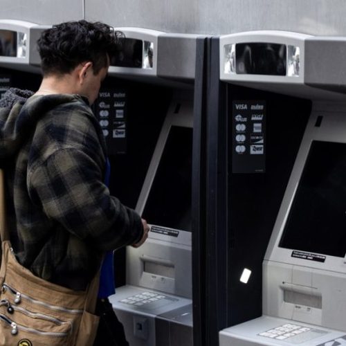 “ΠΑΤΩΣΕ” ΤΟ ΠΕΙΡΑΜΑ ΣΤΗΝ ΑΣΙΑ! Η ΕΠΙΒΟΛΗ ΨΗΦΙΑΚΗΣ ΤΑΥΤΟΤΗΤΑΣ ΚΑΙ ΒΙΟΜΕΤΡΙΚΩΝ ΣΤΟΙΧΕΙΩΝ ΤΟΥΣ ΕΣΤΡΕΨΑΝ ΟΛΟΥΣ ΣΤΑ ΜΕΤΡΗΤΑ