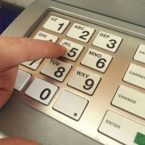Τέρμα η προμήθεια στις αναλήψεις – Δείτε τι αλλάζει