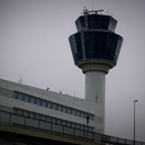 Κινδυνεύουμε με «Τέμπη στον αέρα» – Τι έχει κάνει η κυβέρνηση για τις προειδοποιήσεις;