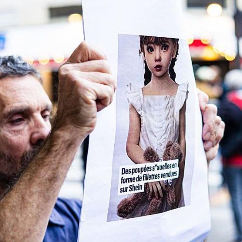 Έρευνα–ΣΟΚ για τη Shein: Στο στόχαστρο της ΕΕ για όπλα και κούκλες σεξ που μοιάζουν με παιδιά!