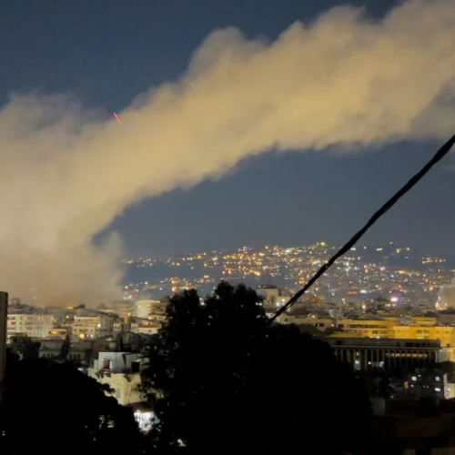 Το Ισραήλ ξεκίνησε επίθεση κατά της Χεζμπολάχ – 31 νεκροί από βομβαρδισμούς στη Βηρυτό