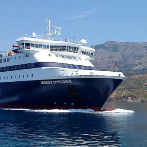 «Απαγόρευση απόπλου» για το Blue Star Μύκονος – Τι συνέβη;