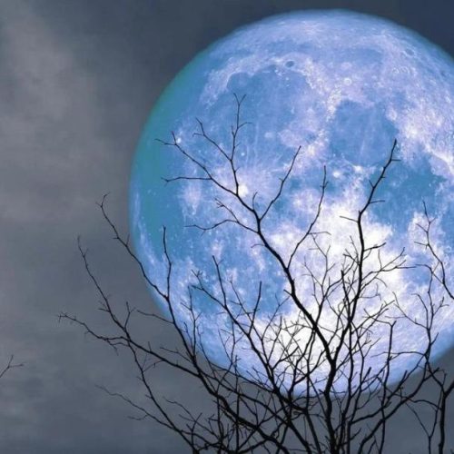 Η «Μπλε Σελήνη» του Μαΐου – Πότε θα δούμε το εντυπωσιακό φαινόμενο