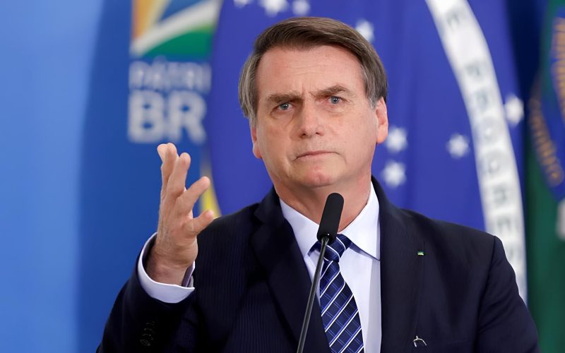 Βραζιλία: Ο Μπολσονάρου αυτοανακηρύσσεται σε «νόμιμο εκλεγμένο πρόεδρο» και είναι πλέον στις ΗΠΑ