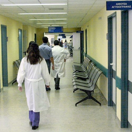 «Αόρατοι» οι νοσηλευτές στις εξαγγελίες Μητσοτάκη