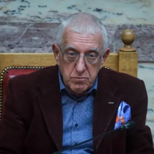Στην επιτροπή Δεοντολογίας παραπέμπει ο πρόεδρος της Βουλής το ζήτημα των διαρροών από την ακρόαση του Διοικητή της ΕΥΠ