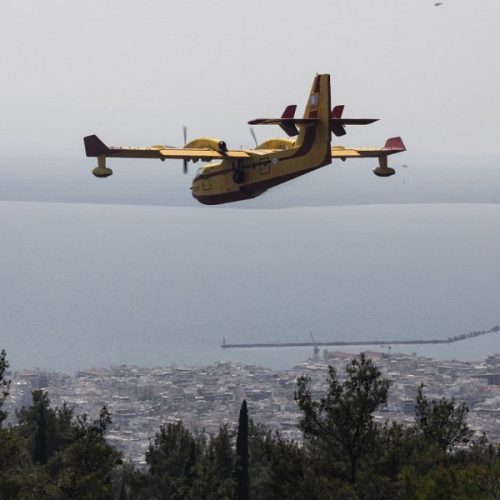 Τα «ΤΕΛΕΥΤΑΙΑ ΝΕΑ» από την «αναγκαστική προσθαλάσσωση» πυροσβεστικού αεροσκάφους στον Κορινθιακό