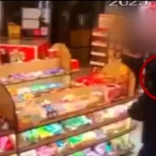 «Καρέ-καρέ» η δράση συμμορίας ανηλίκων που «λήστεψαν» μίνι μάρκετ στον Βύρωνα