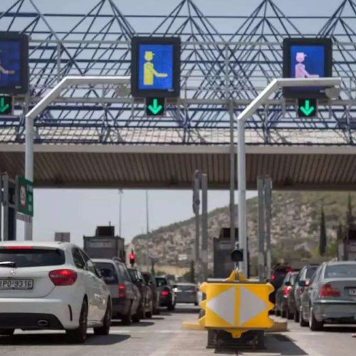 Χάος στην Αττική Οδό: Τροχαίο προκαλεί σοβαρές καθυστερήσεις!