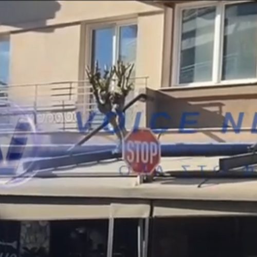 ΔΕΝ ΠΕΡΙΓΡΑΦΩ ΑΛΛΟ! ΕΒΑΛΑΝ ΠΙΝΑΚΙΔΑ STOP ΜΕΣΑ ΣΕ ΤΕΝΤΑ ΜΑΓΑΖΙΟΥ!