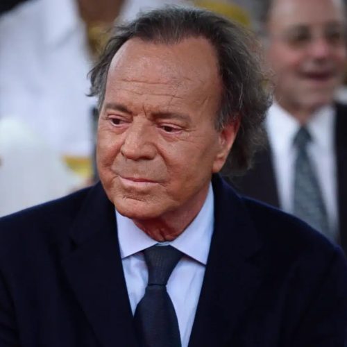 Δύο σοβαρές καταγγελίες για σεξουαλική κακοποίηση βαραίνουν τον Julio Iglesias – Σε προκαταρκτική έρευνα η υπόθεση