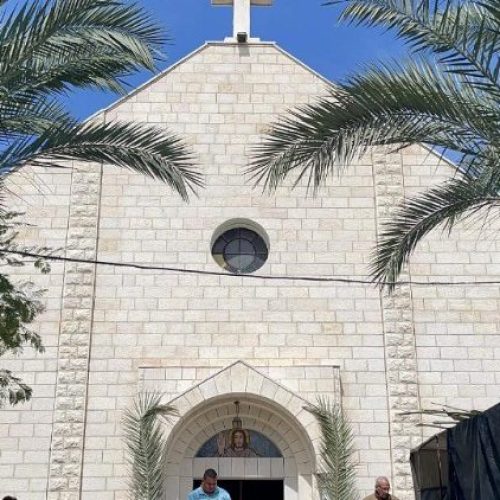 «Δύο νεκροί» και «πολλοί τραυματίες» από επιδρομή σε «εκκλησία»