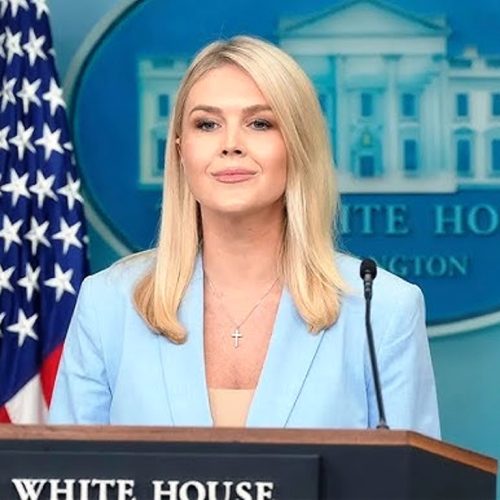 Καρολάιν Λέβιτ: «Θετική και εποικοδομητική η συνάντηση Τραμπ – Νετανιάχου»