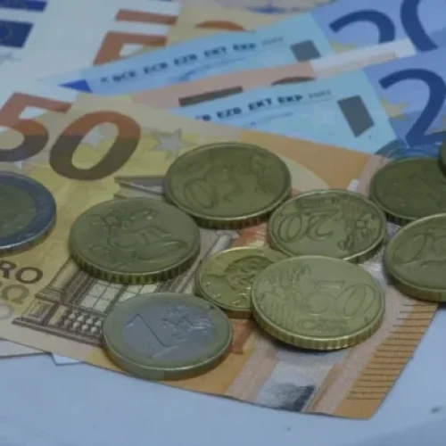 Ο «χάρτης» των πληρωμών από e-ΕΦΚΑ και ΔΥΠΑ έως και τις 15 Μαΐου