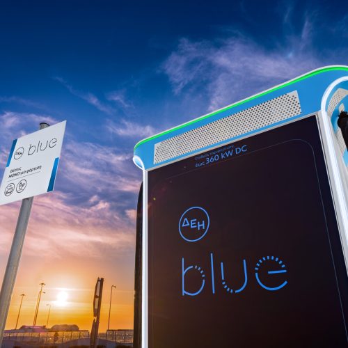 ΔΕΗ blue: Ευρωπαϊκή χρηματοδότηση για εγκατάσταση σημείων ταχυφόρτισης σε Ελλάδα και Ρουμανία