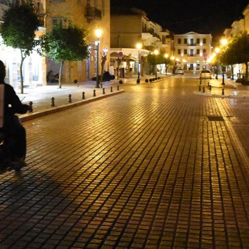 Τσεκούρι αντί για φιλοδώρημα – Παρ’ ολίγον σφαγή διανομέα από αλλοδαπό