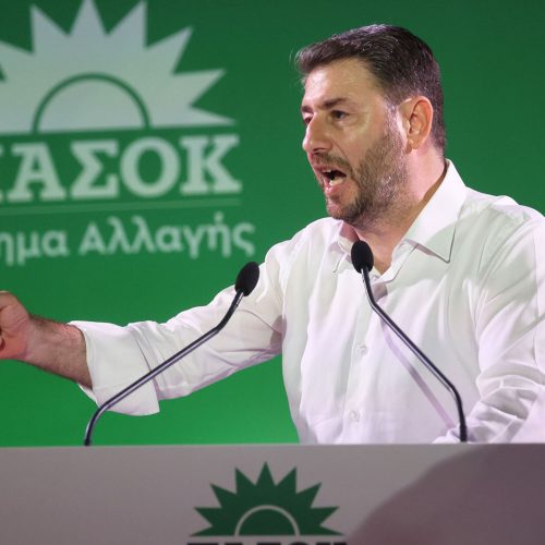 Ο “Νονός” της Κεντροαριστεράς: Όργανα, ίντριγκες και η μάχη για το Συνέδριο