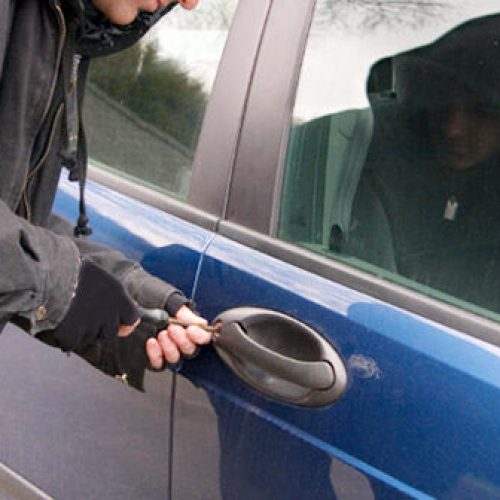 Θεσσαλονίκη: Εξιχνιάστηκαν περισσότερες από 50 διαρρήξεις οχημάτων στην ευρύτερη περιοχή της Καλαμαριάς