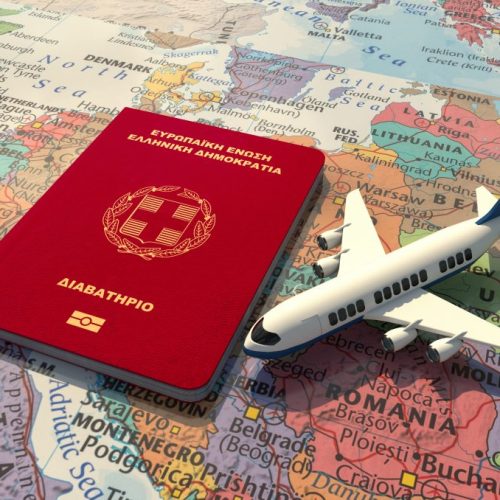 ΣτΕ: Υποχρεωμένη η ΕΛ.ΑΣ. να δέχεται παλιές ταυτότητες για διαβατήρια