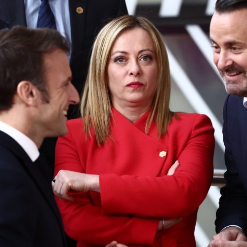 Ο Μακρόν θα επισκεφθεί την Μελόνι μετά την αντιπαλότητα που δημιούργησε ένταση για την Ουκρανία και το εμπόριο