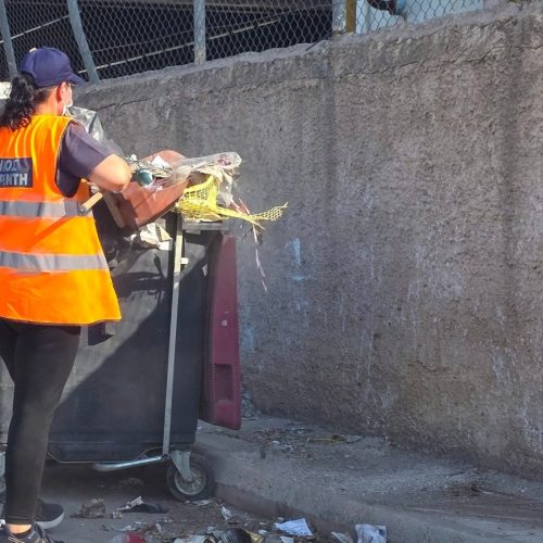 Νίκαια: «ΕΠΙΘΕΣΗ» σε εργαζόμενη καθαριότητας – Της πέταξαν μπουκάλι με άγνωστο υγρό!