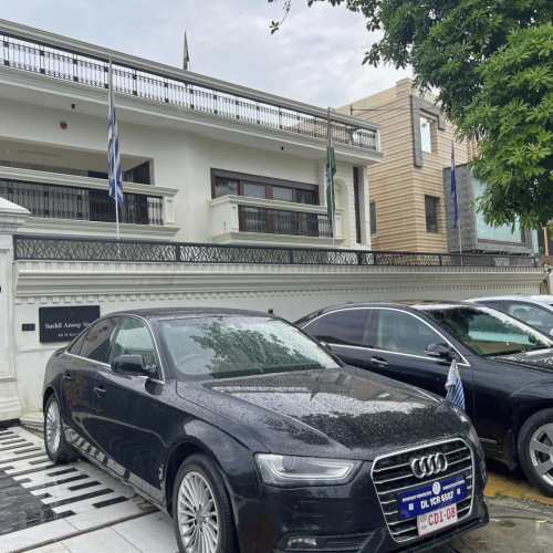 Απατεώνας έστησε «ΨΕΥΤΙΚΗ ΠΡΕΣΒΕΙΑ»