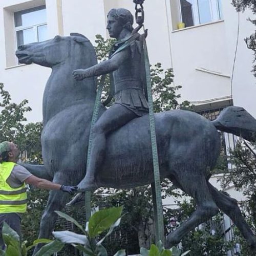 Αντιδράσεις στον τουρκικό Τύπο για άγαλμα του Μεγάλου Αλεξάνδρου σε πρώην τέμενος στη Δράμα