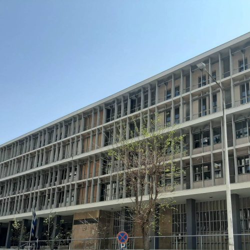 Εγκληματική οργάνωση που διέπραττε φορολογικές απάτες: Προφυλακίστηκε 52χρονος, δύο ελεύθεροι με όρους, αύριο απολογούνται οι δύο «εγκέφαλοι»