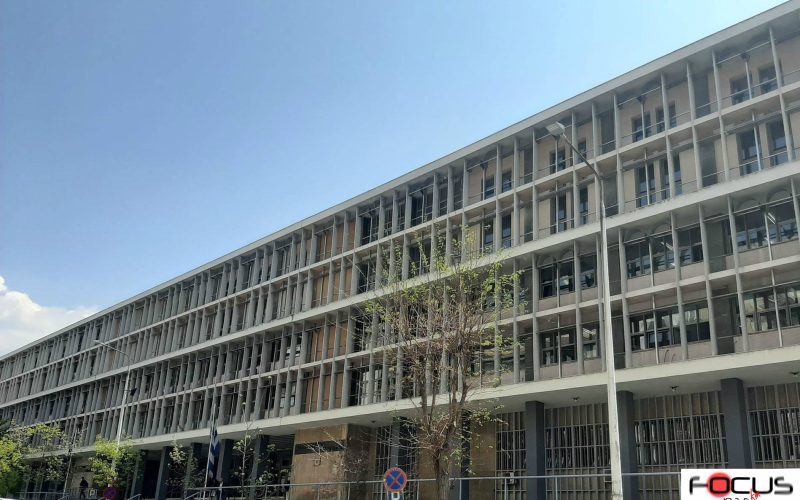 Εγκληματική οργάνωση που διέπραττε φορολογικές απάτες: Προφυλακίστηκε 52χρονος, δύο ελεύθεροι με όρους, αύριο απολογούνται οι δύο «εγκέφαλοι»