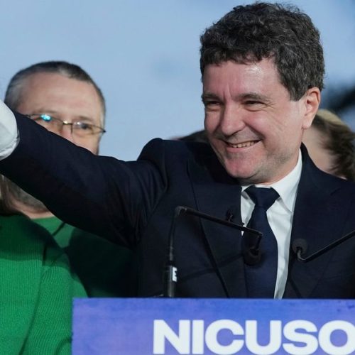 Ρουμανία: Ο κεντρώος Νικουσόρ Νταν κερδίζει την προεδρία