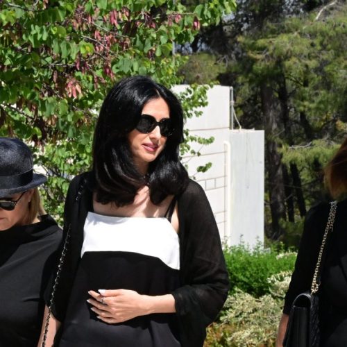 Νίκος Γαλανός: Το «τελευταίο αντίο» στον σπουδαίο ηθοποιό (ΦΩΤΟΓΡΑΦΙΕΣ)