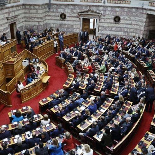 Βουλή: Στο επίκεντρο το σκάνδαλο του ΟΠΕΚΕΠΕ