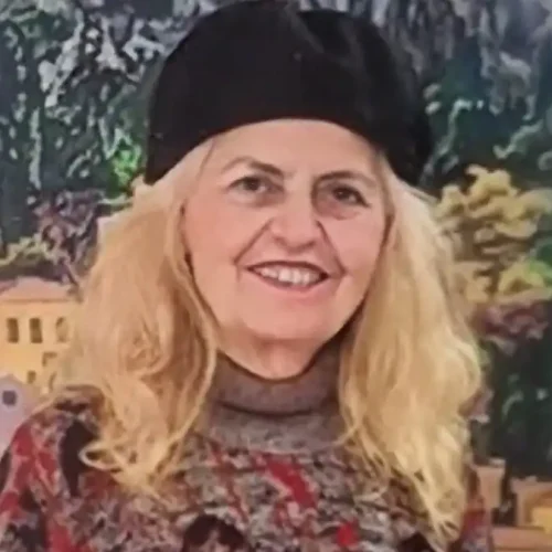 Αναστασία Βελεγράκη: Άφαντη η γνωστή εικαστικός – «Την είχε πλησιάσει ένας άνδρας χειριστικός και επίμονος»