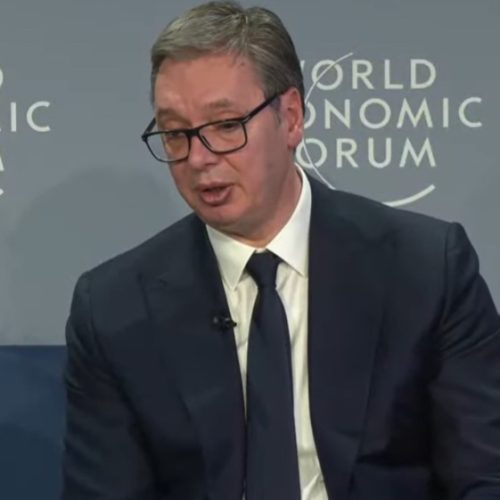Νταβός: Ο Πρόεδρος της Σερβίας Αλεξάνταρ Βούτσιτς περιγράφει το κλίμα ανησυχίας στο Παγκόσμιο Οικονομικό Φόρουμ