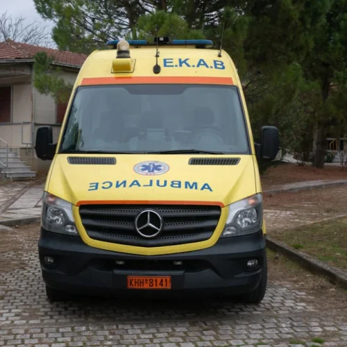 Τραγωδία στον λαγκαδά: νεκρή 45χρονη μετά από σφοδρή σύγκρουση