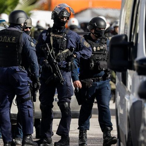 Αστυνομικές επιχειρήσεις σε «οικισμούς Ρομά» στην Πελοπόννησο – 27 συλλήψεις