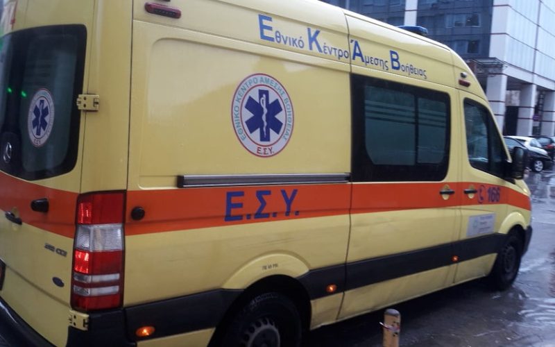 Σύγκρουση τραμ με τρίκυκλο στο Παλαιό Φάληρο – Στο νοσοκομείο 9χρονη