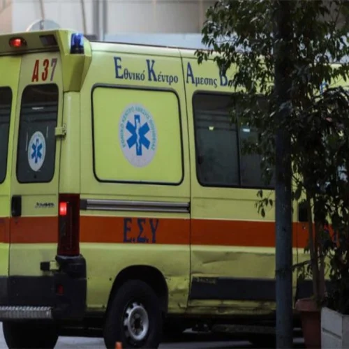 «ΠΑΡΑΛΙΓΟ ΘΑΝΑΤΙΚΟ!» Γερανοφόρο ανετράπη στη Ρόδο – Δύο οι τραυματίες